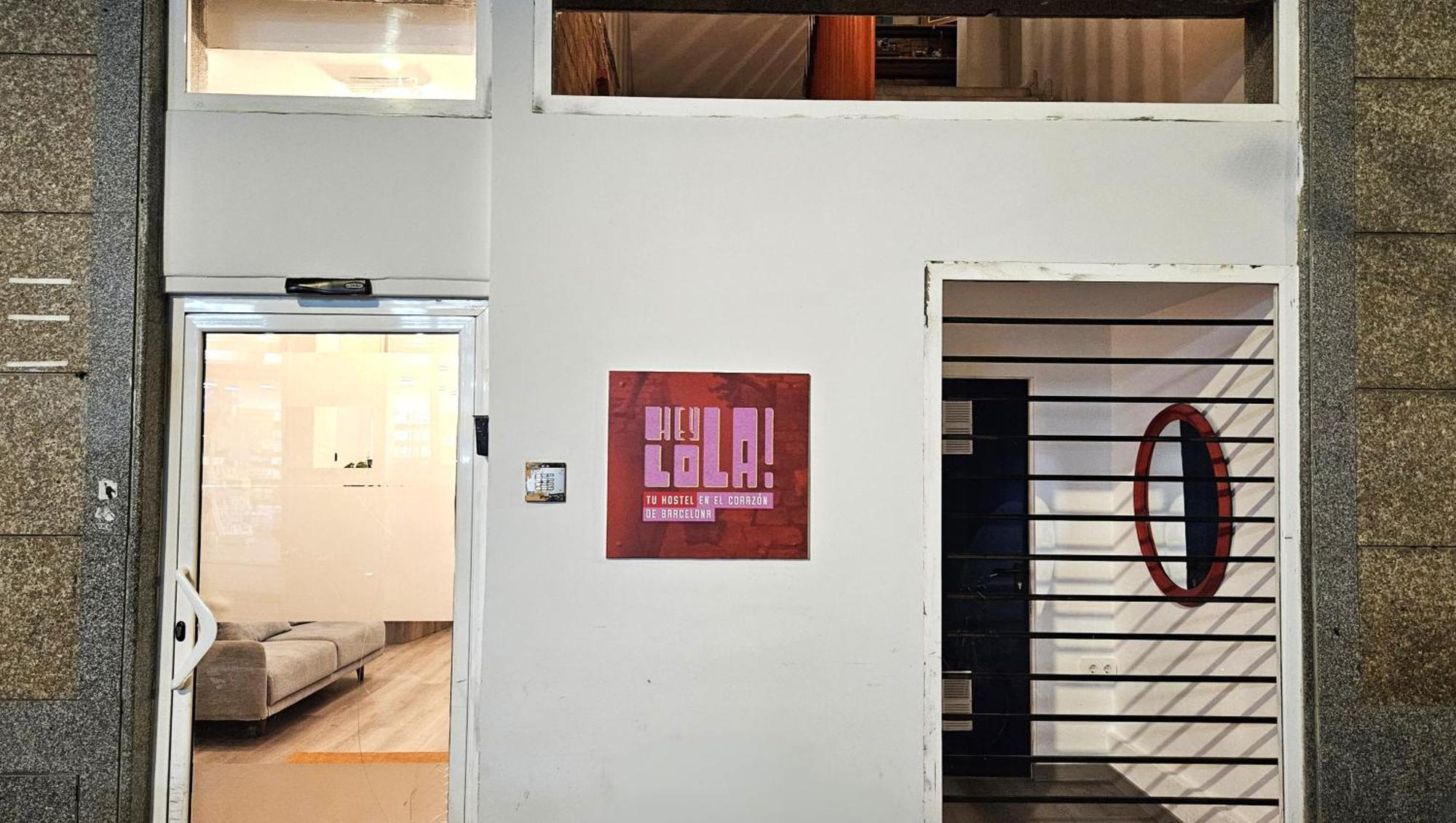 Heylola! Hostel บาร์เซโลนา ภายนอก รูปภาพ